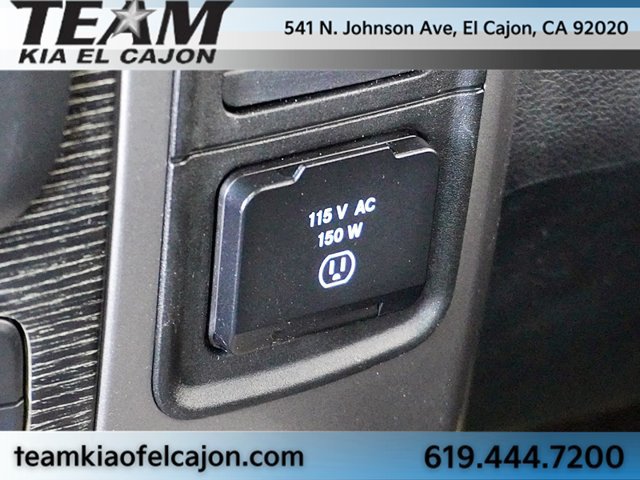Used 2016 RAM 1500 Limited RWD image 32