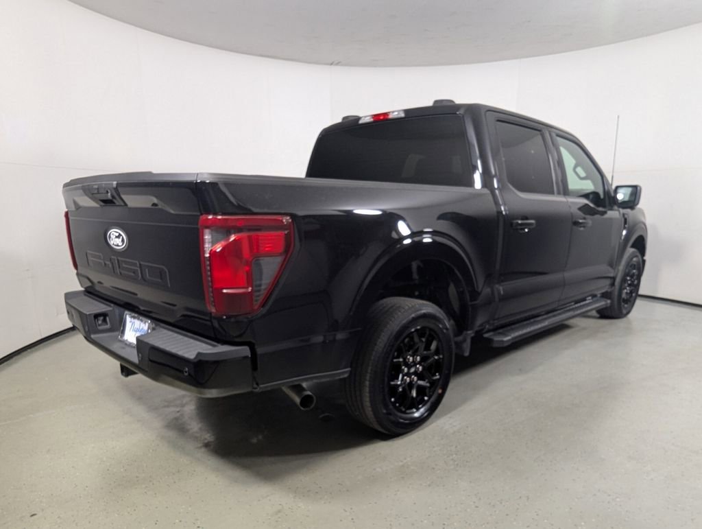 Used 2024 Ford F150 XLT w/ XLT Black Appearance Package image 8