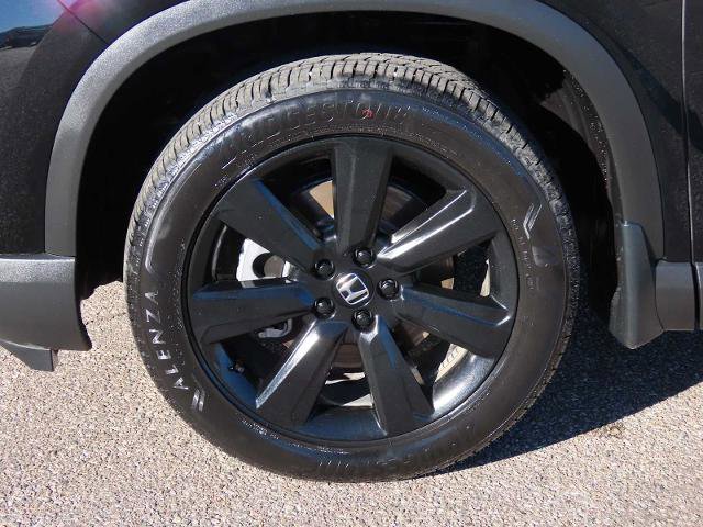Used 2025 Honda Pilot Black Edition image 14