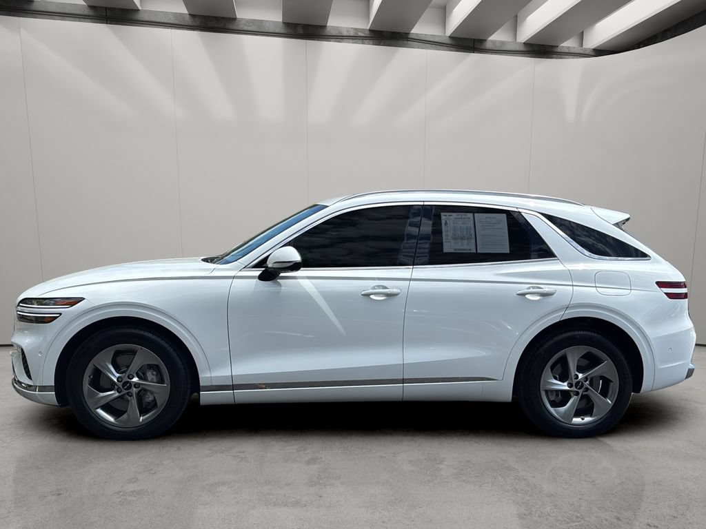 Certified 2026 Genesis GV70 2.5T Advanced AWD/4WD image 2