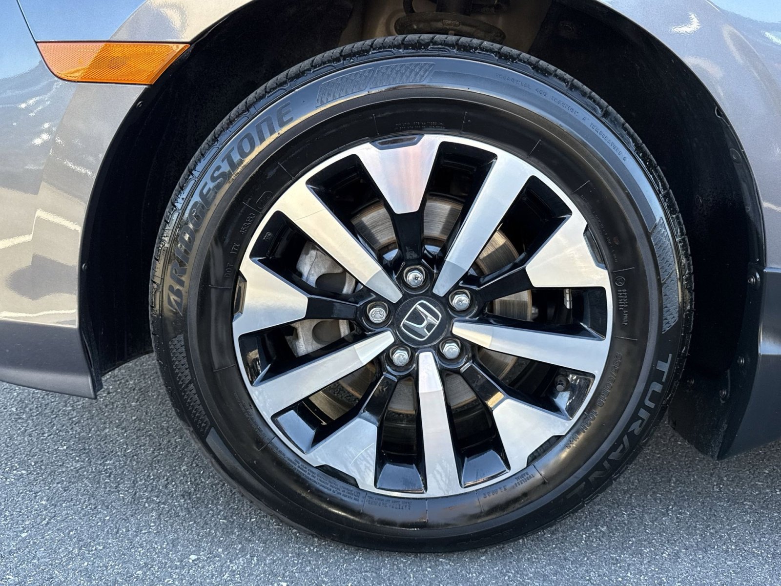 Used 2025 Honda Odyssey EX-L image 12