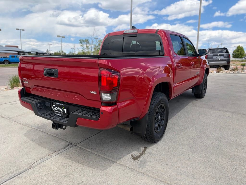 Used 2022 Toyota Tacoma SR5 AWD/4WD image 6