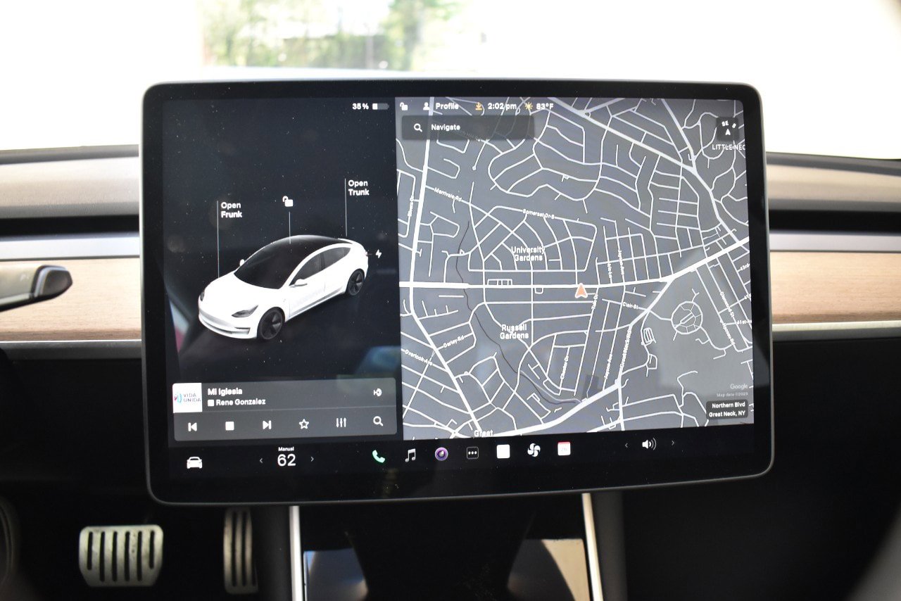 Used 2023 Tesla Model 3 Standard Range RWD image 29