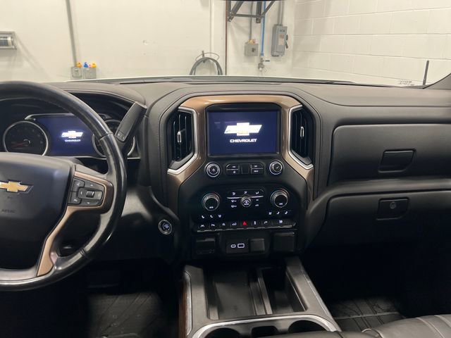 Used 2019 Chevrolet Silverado 1500 High Country image 11