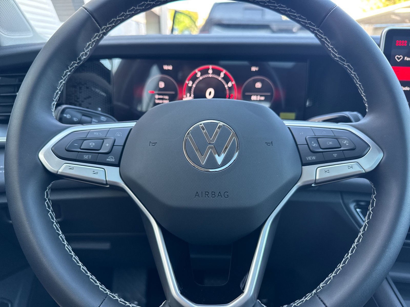 New 2026 Volkswagen Tiguan SE AWD/4WD image 23