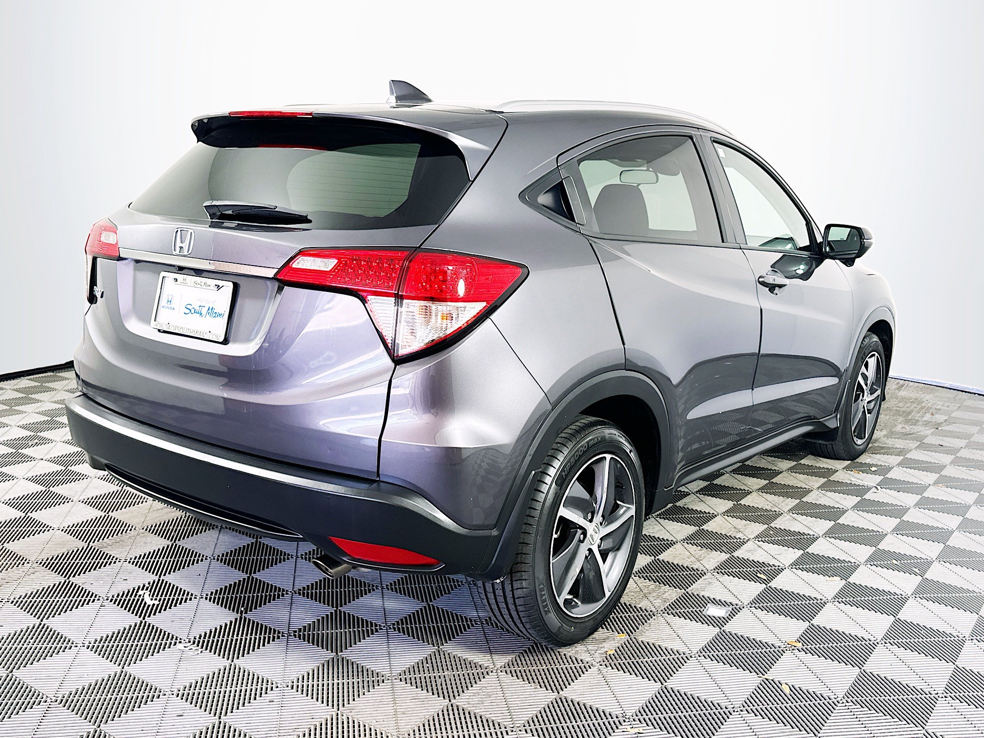 Used 2022 Honda HR-V EX image 6