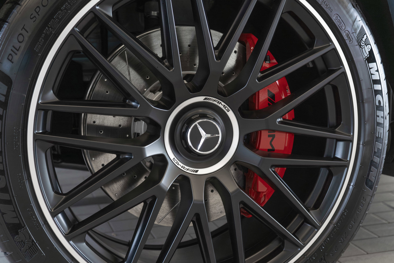 New 2026 Mercedes-Benz GLS 63 AMG 4MATIC image 33