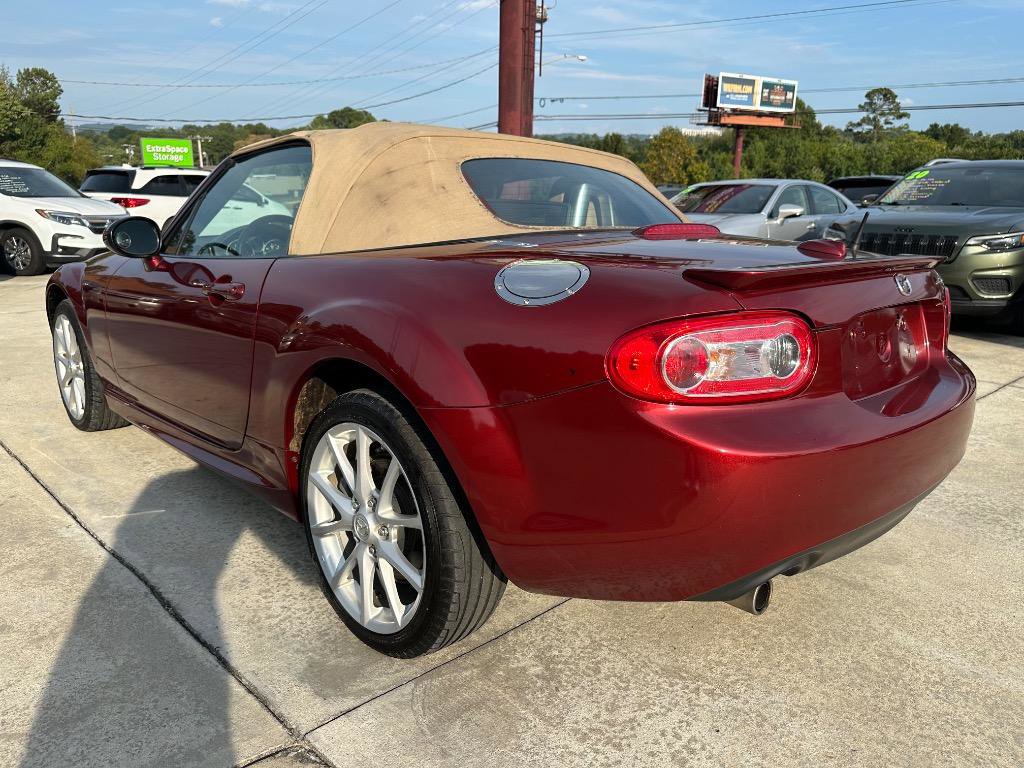 Used 2011 MAZDA MX-5 Miata Grand Touring w/ Premium Pkg image 9