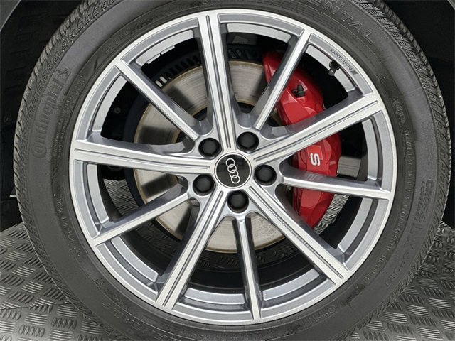 Certified 2025 Audi SQ5 Prestige w/ Prestige Package image 10
