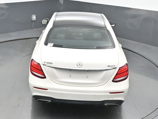 Used 2018 Mercedes-Benz E 300 4MATIC image 40