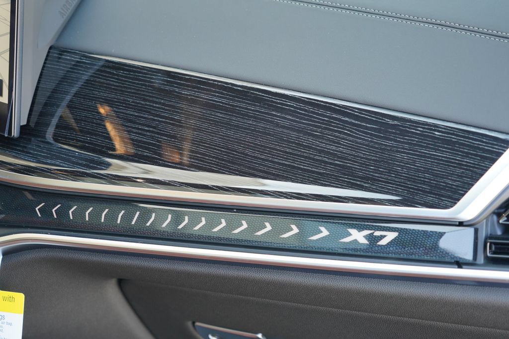 New 2027 BMW X7 xDrive40i AWD/4WD image 18