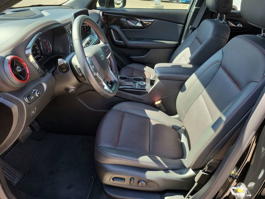 Certified 2024 Chevrolet Blazer RS w/ Driver Confidence II Package image 10