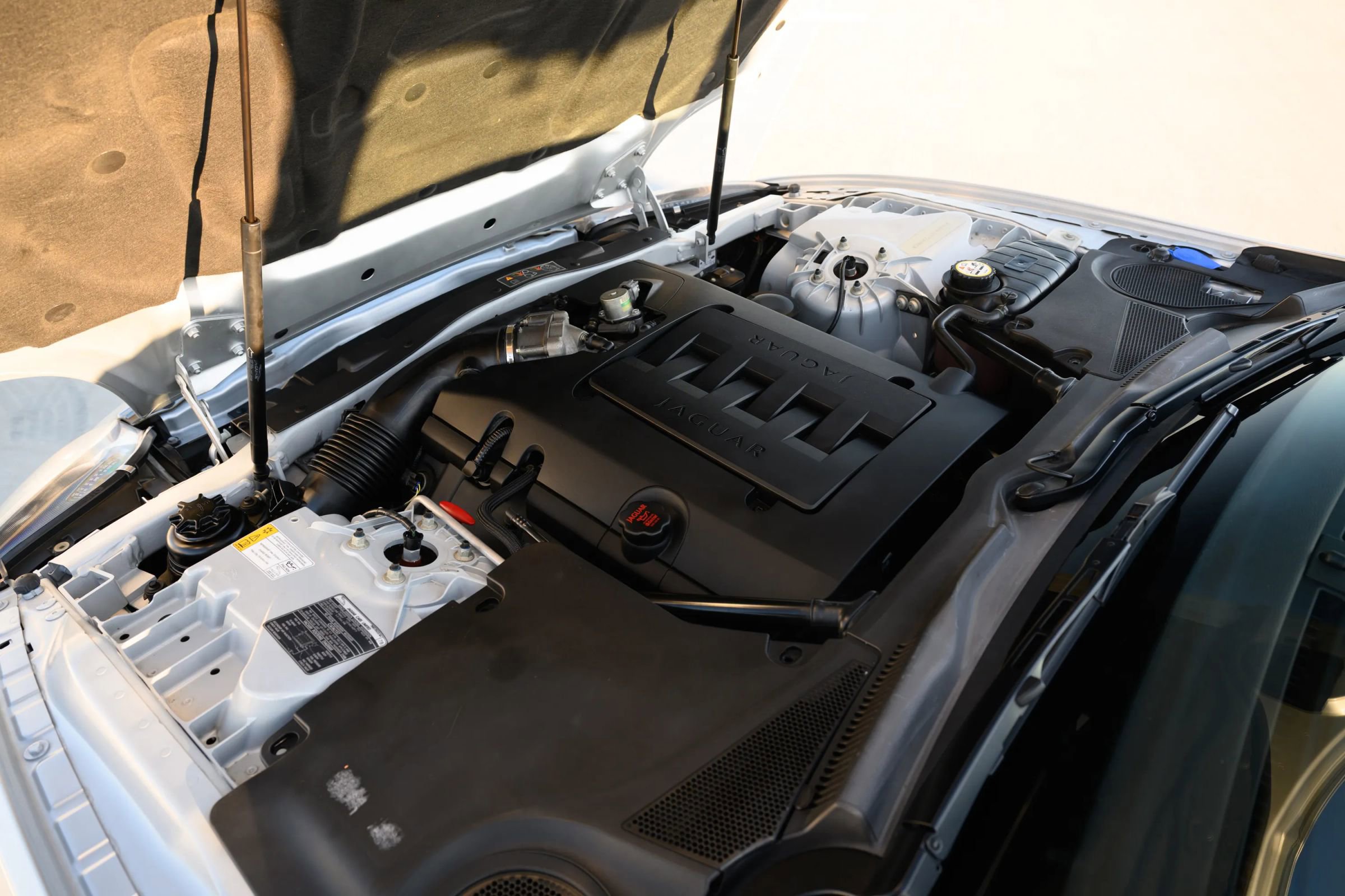 Used 2007 Jaguar XK Coupe image 17