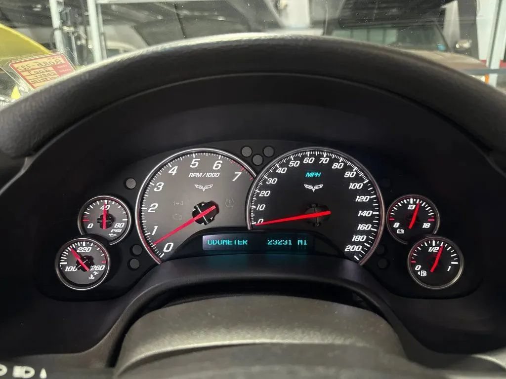 Used 2009 Chevrolet Corvette Convertible RWD image 13
