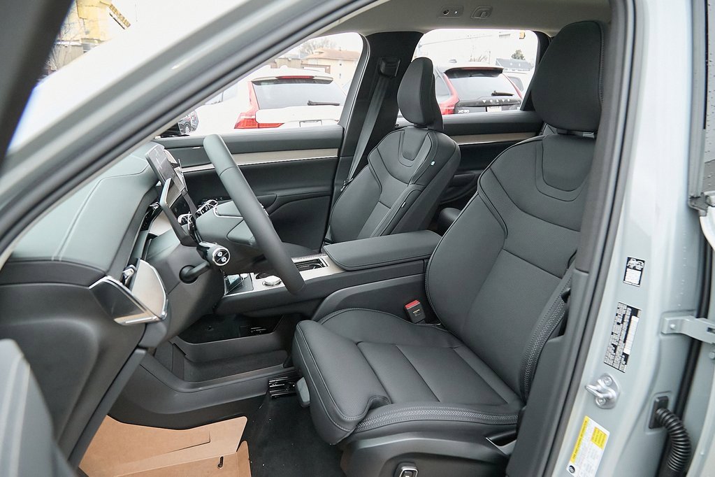 New 2025 Volvo EX90 Ultra image 14