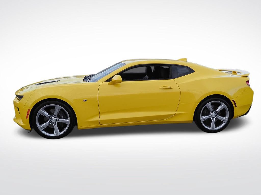 Used 2016 Chevrolet Camaro SS RWD image 4