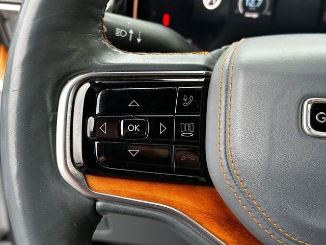 Used 2022 Jeep Grand Wagoneer Series II w/ Convenience Group III image 17