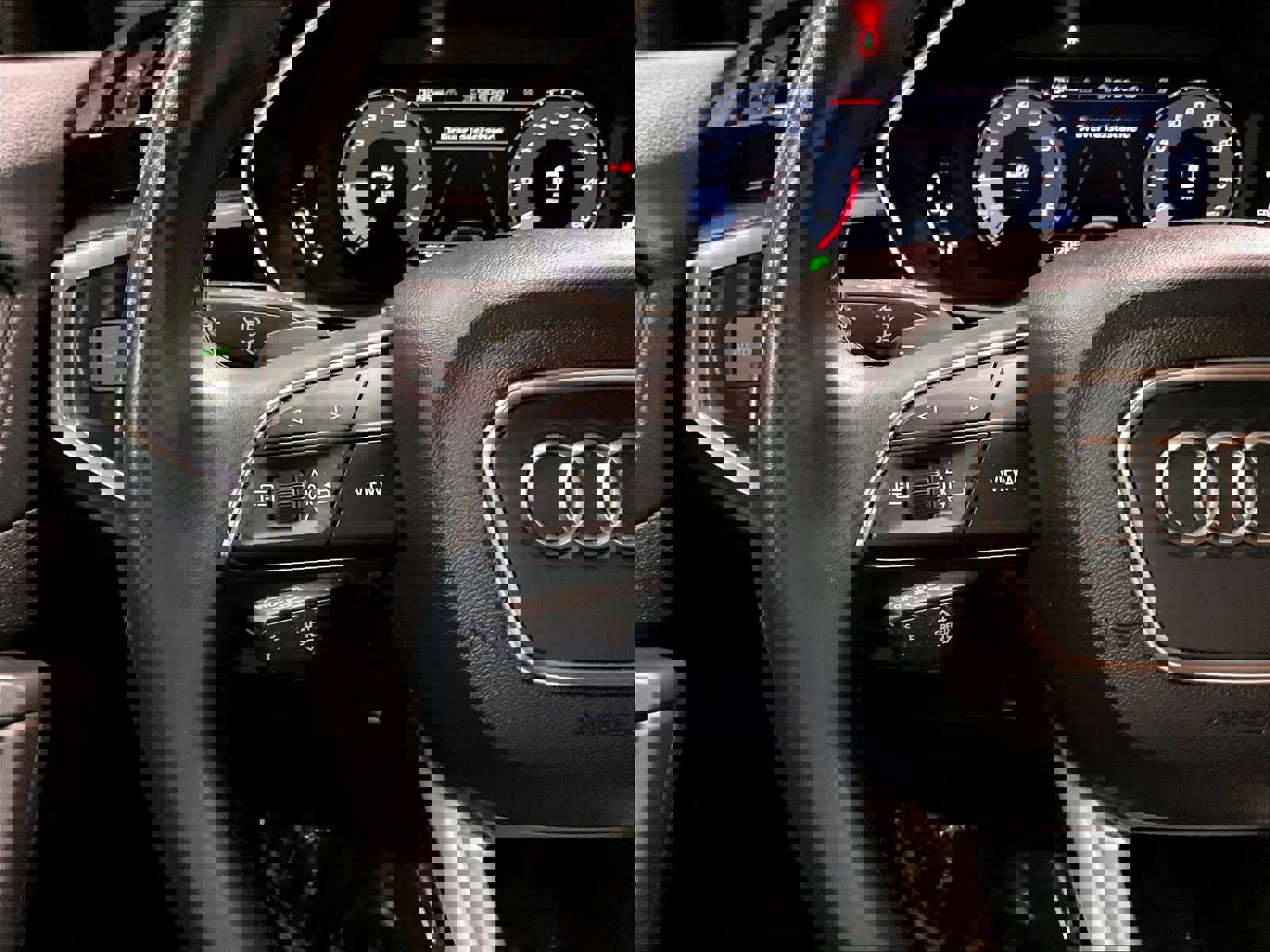 Certified 2023 Audi Q3 2.0T Premium w/ Black Optic Sport Package image 19