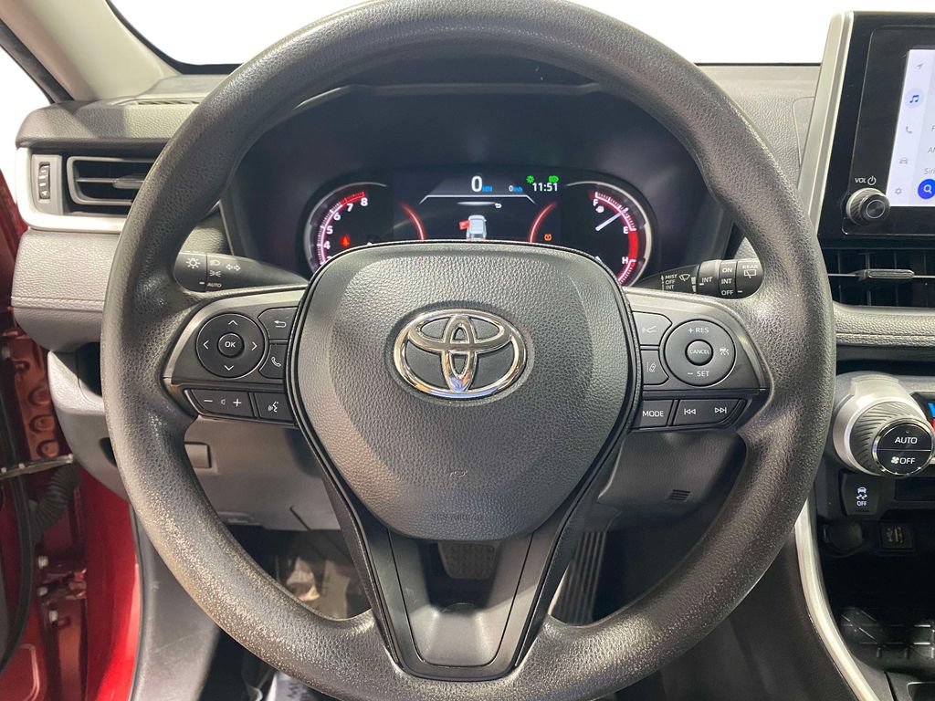 Used 2023 Toyota RAV4 XLE FWD image 22