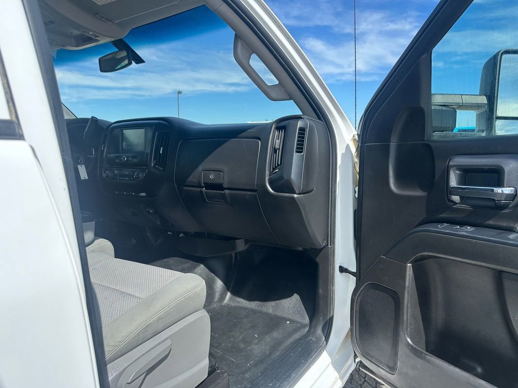 Used 2017 Chevrolet Silverado 2500 W/T w/ WT Fleet Convenience Package image 16