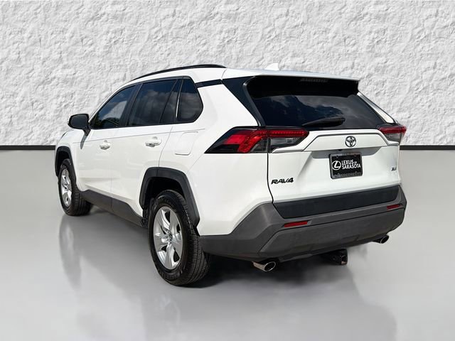Used 2019 Toyota RAV4 XLE w/ Convenience Package image 5