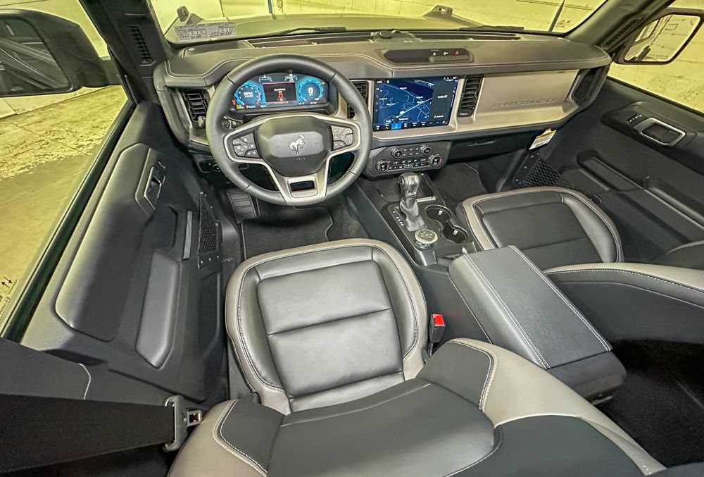 New 2026 Ford Bronco Outer Banks AWD/4WD image 9
