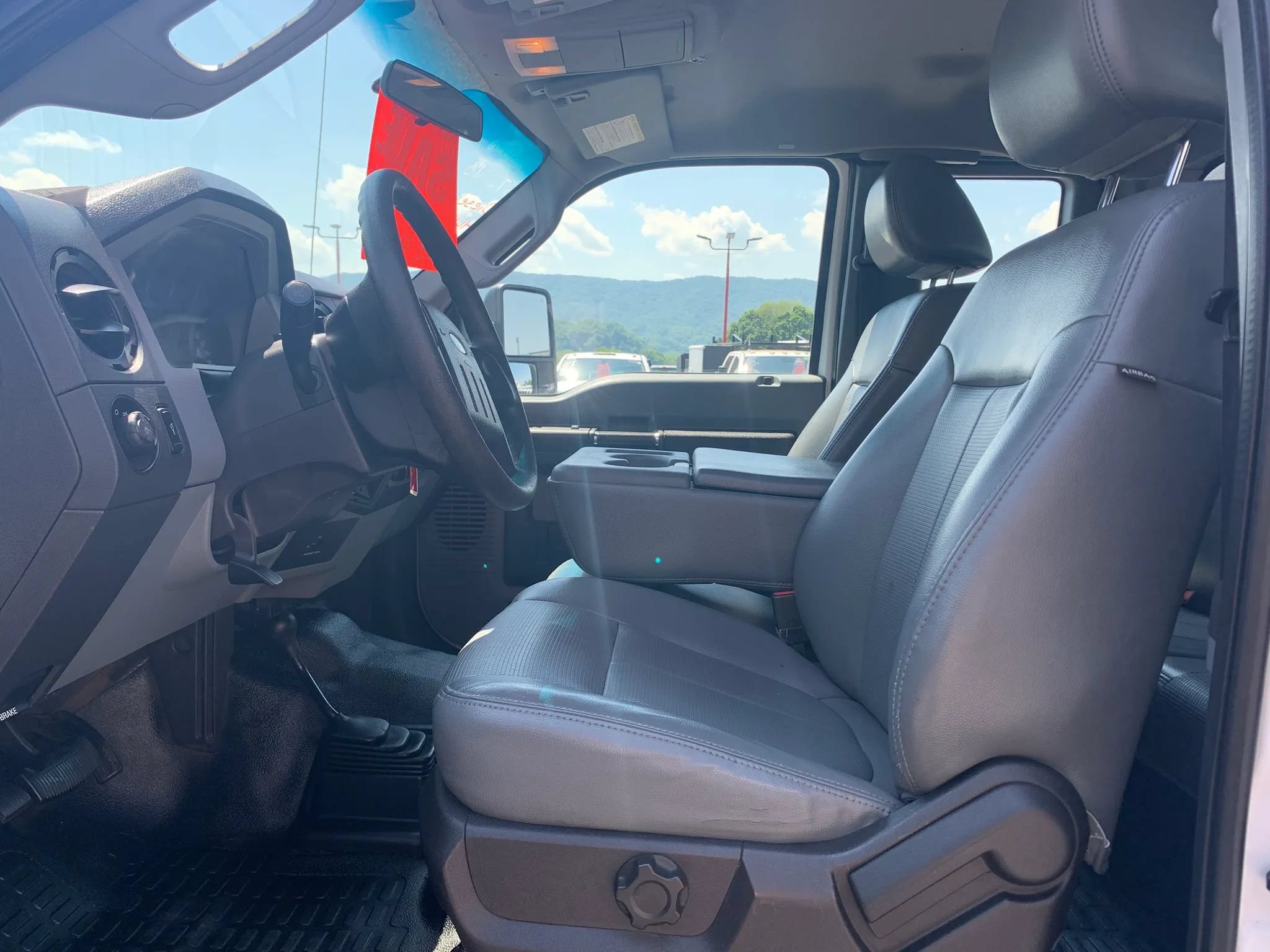 Used 2011 Ford F550 4x4 SuperCab Super Duty w/ PWR Equipment Group image 9