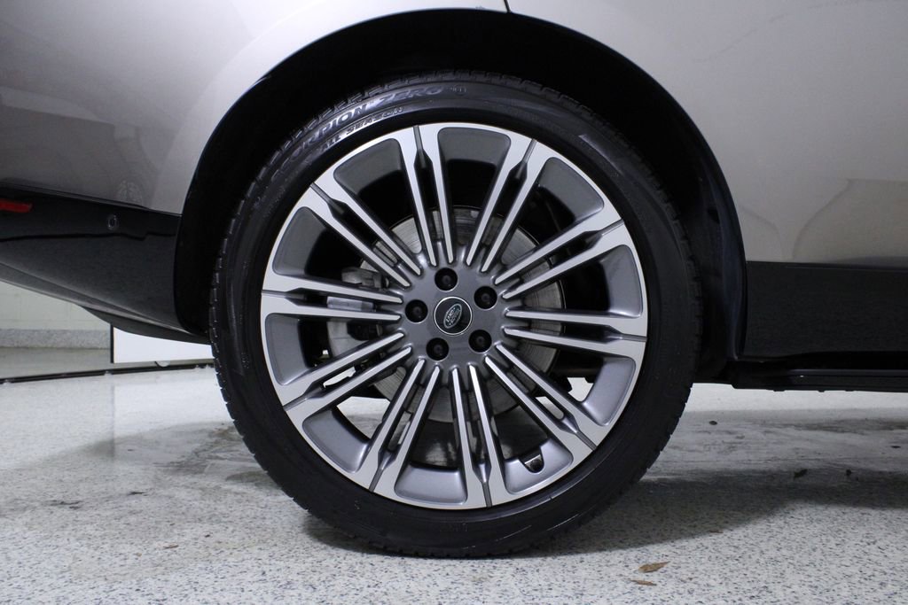 Used 2023 Land Rover Range Rover SE image 8