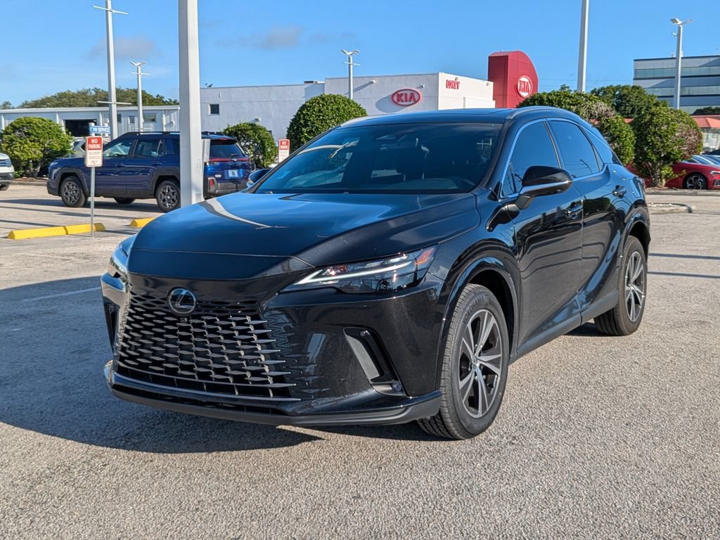 Used 2024 Lexus RX 350 Premium w/ Convenience Package FWD image 2