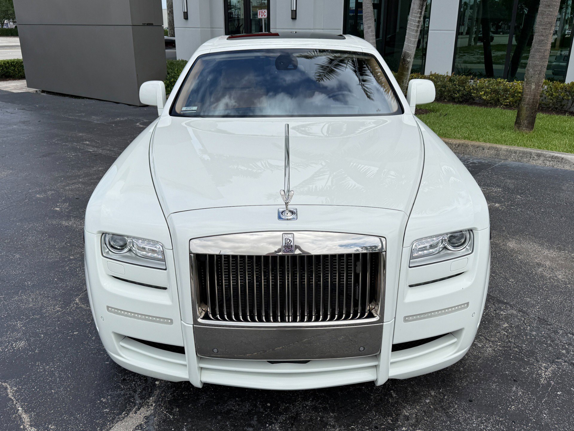 Used 2011 Rolls-Royce Ghost image 7