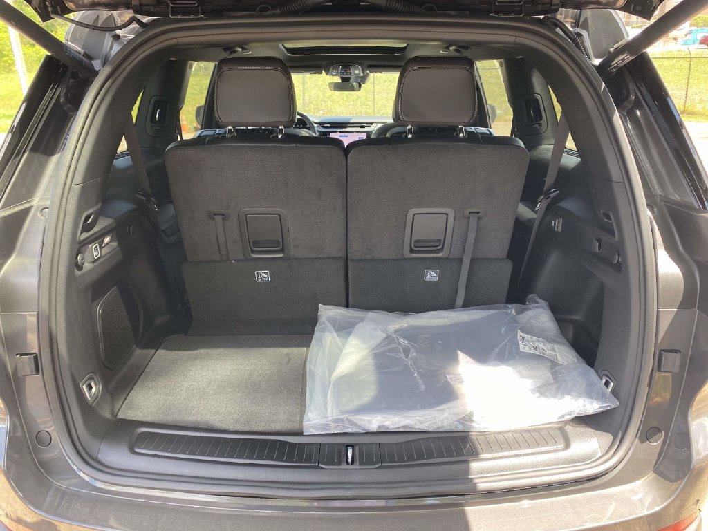 New 2026 Jeep Grand Cherokee L Limited w/ Limited Altitude Package RWD image 37