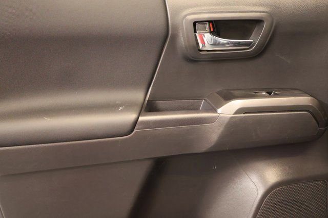 Used 2023 Toyota Tacoma TRD Off-Road image 28
