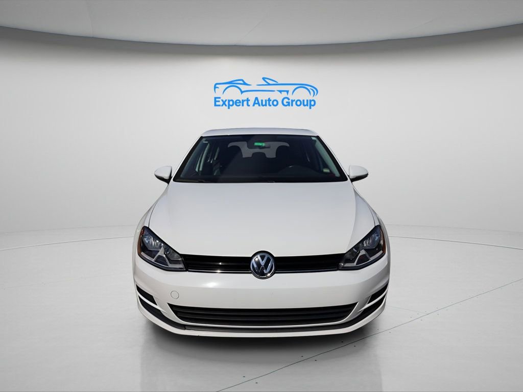 Used 2017 Volkswagen Golf S image 8
