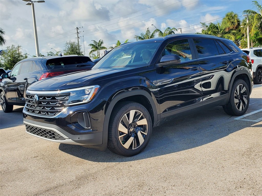 New 2026 Volkswagen Atlas Cross Sport SE image 3