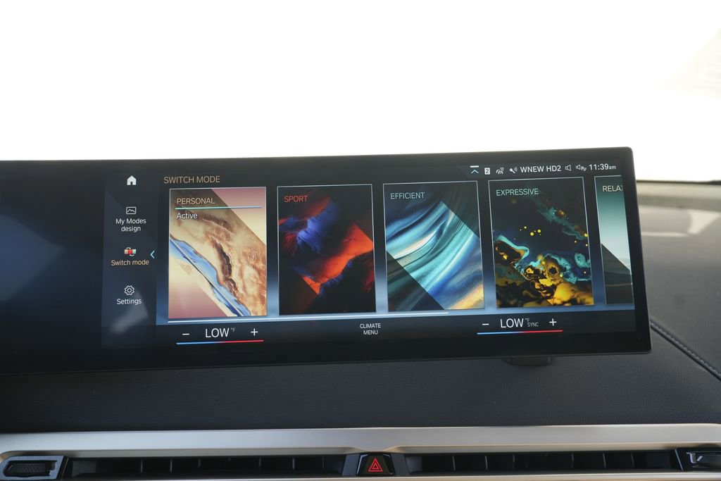 Used 2022 BMW iX xDrive50 w/ Premium Package image 61