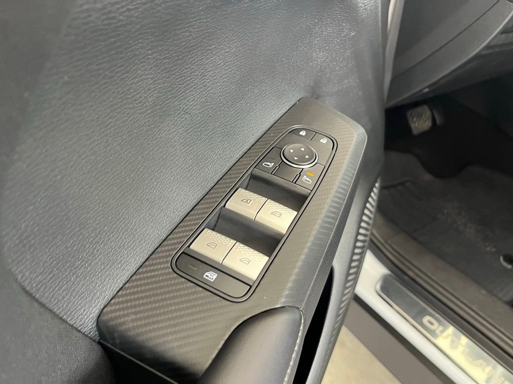 Used 2024 Mitsubishi Outlander ES image 30