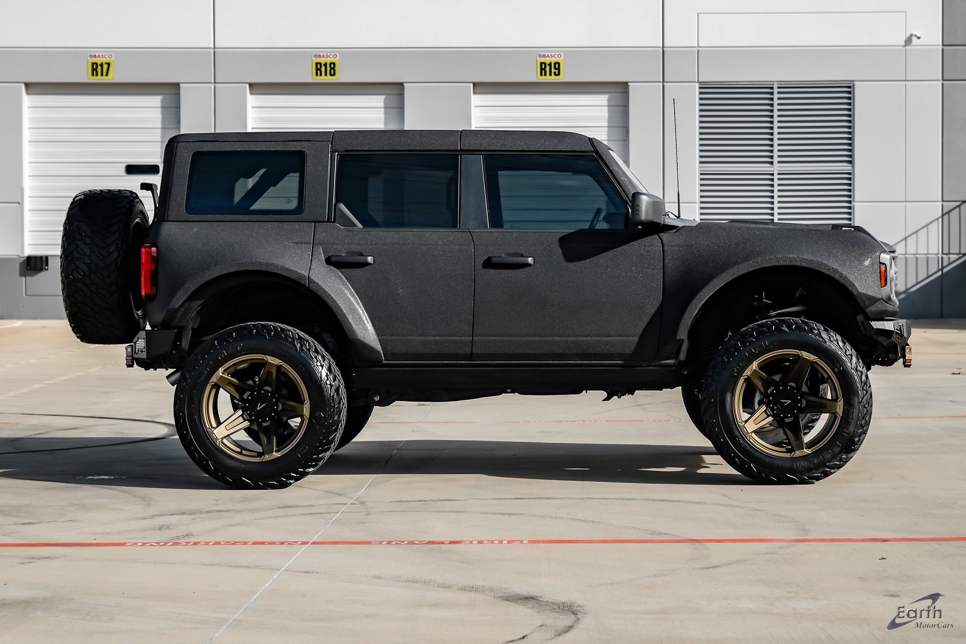 Used 2024 Ford Bronco Big Bend image 15