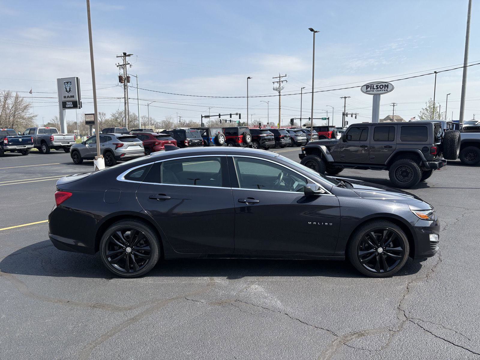 Used 2023 Chevrolet Malibu LT image 21