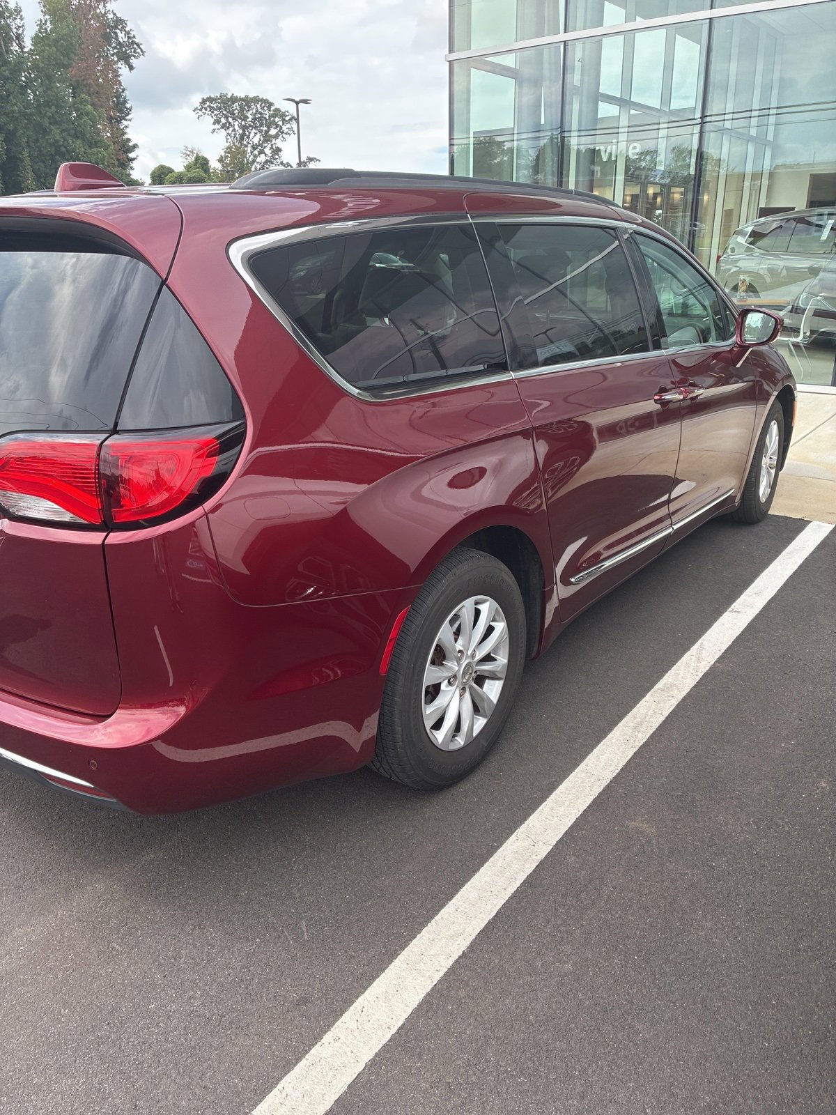 Used 2017 Chrysler Pacifica Touring-L