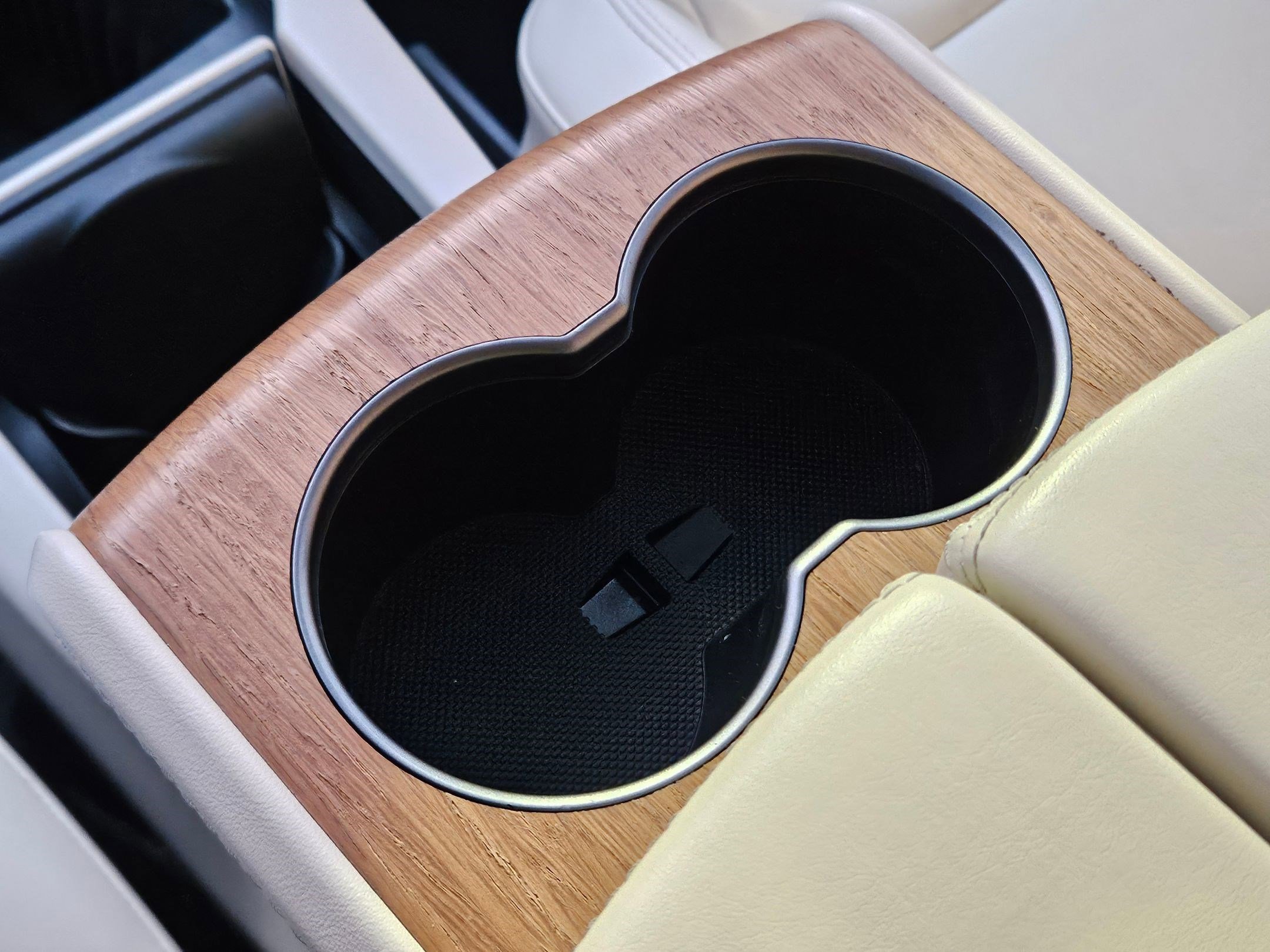 Used 2020 Tesla Model X Performance image 30