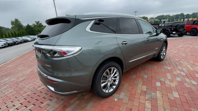 Used 2023 Buick Enclave Avenir FWD image 9