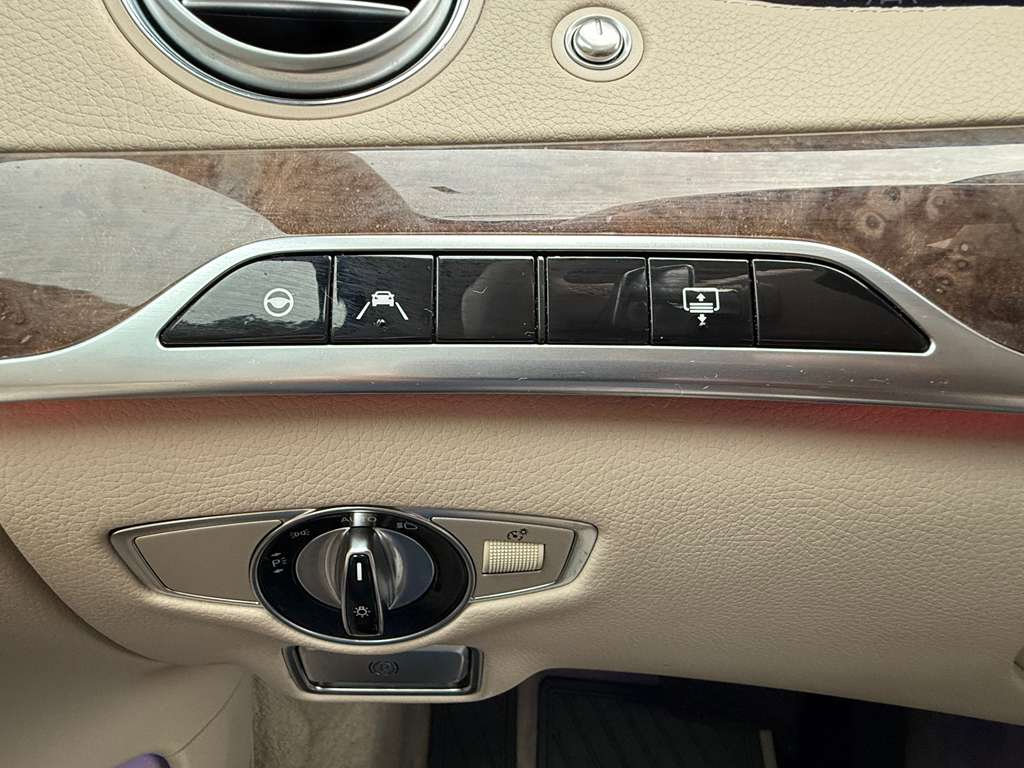 Used 2020 Mercedes-Benz S 450 4MATIC Sedan image 32