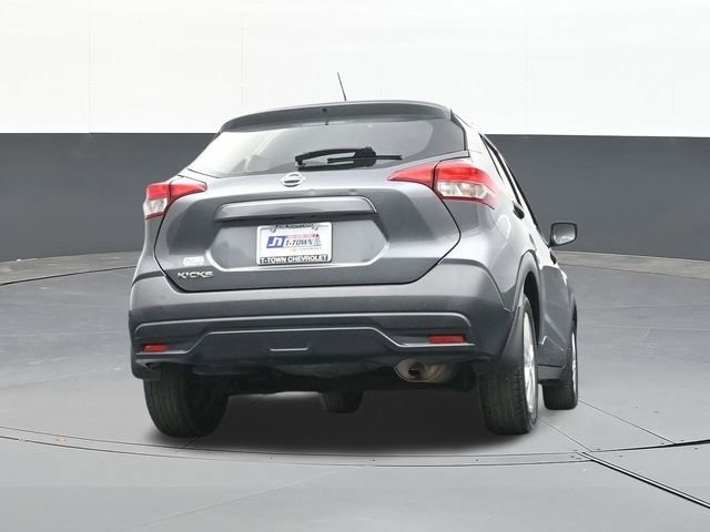 Used 2019 Nissan Kicks S image 44