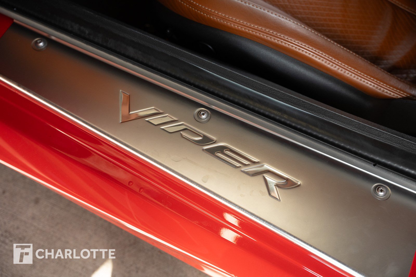 Used 2013 SRT Viper GTS w/ GTS Laguna Interior Pkg image 21