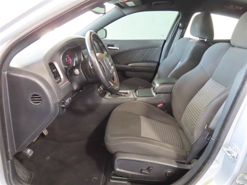 Used 2023 Dodge Charger R/T w/ Blacktop Package RWD image 17