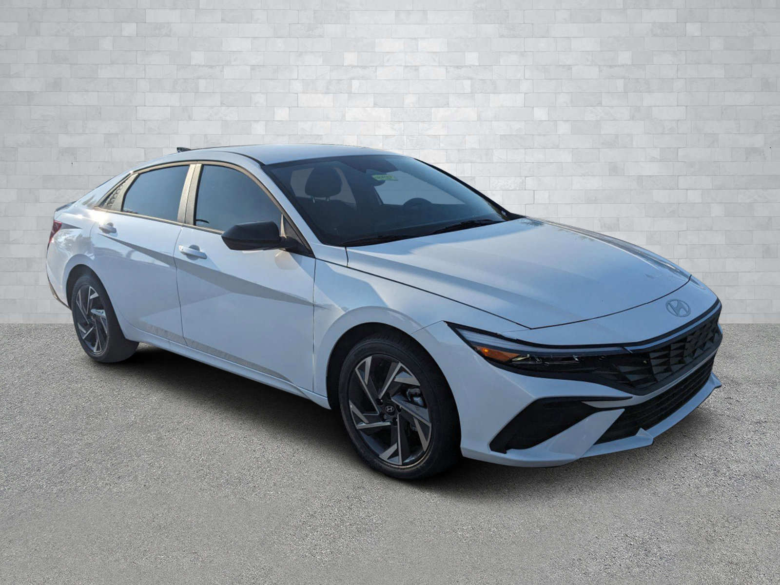 New 2025 Hyundai Elantra Sport