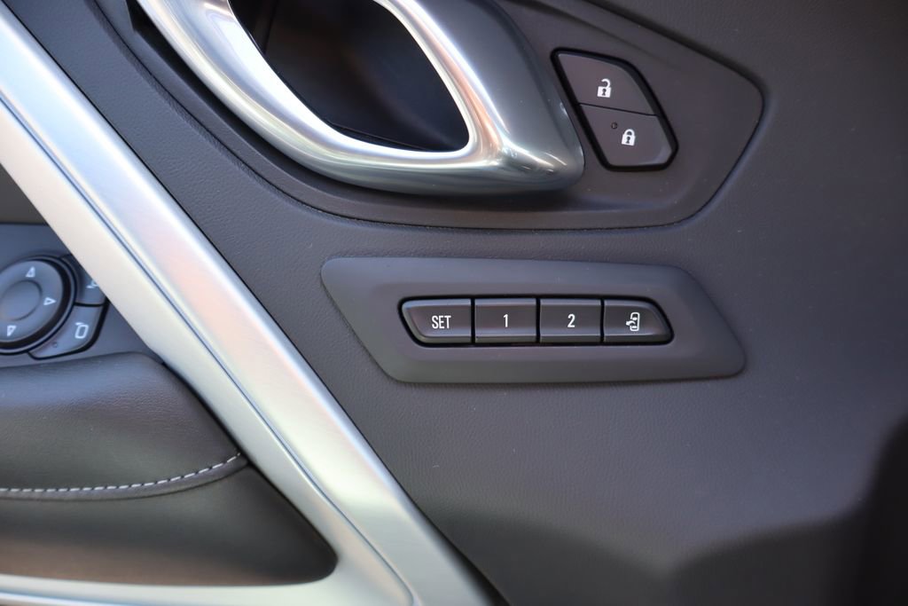 Used 2023 Chevrolet Camaro SS RWD image 21