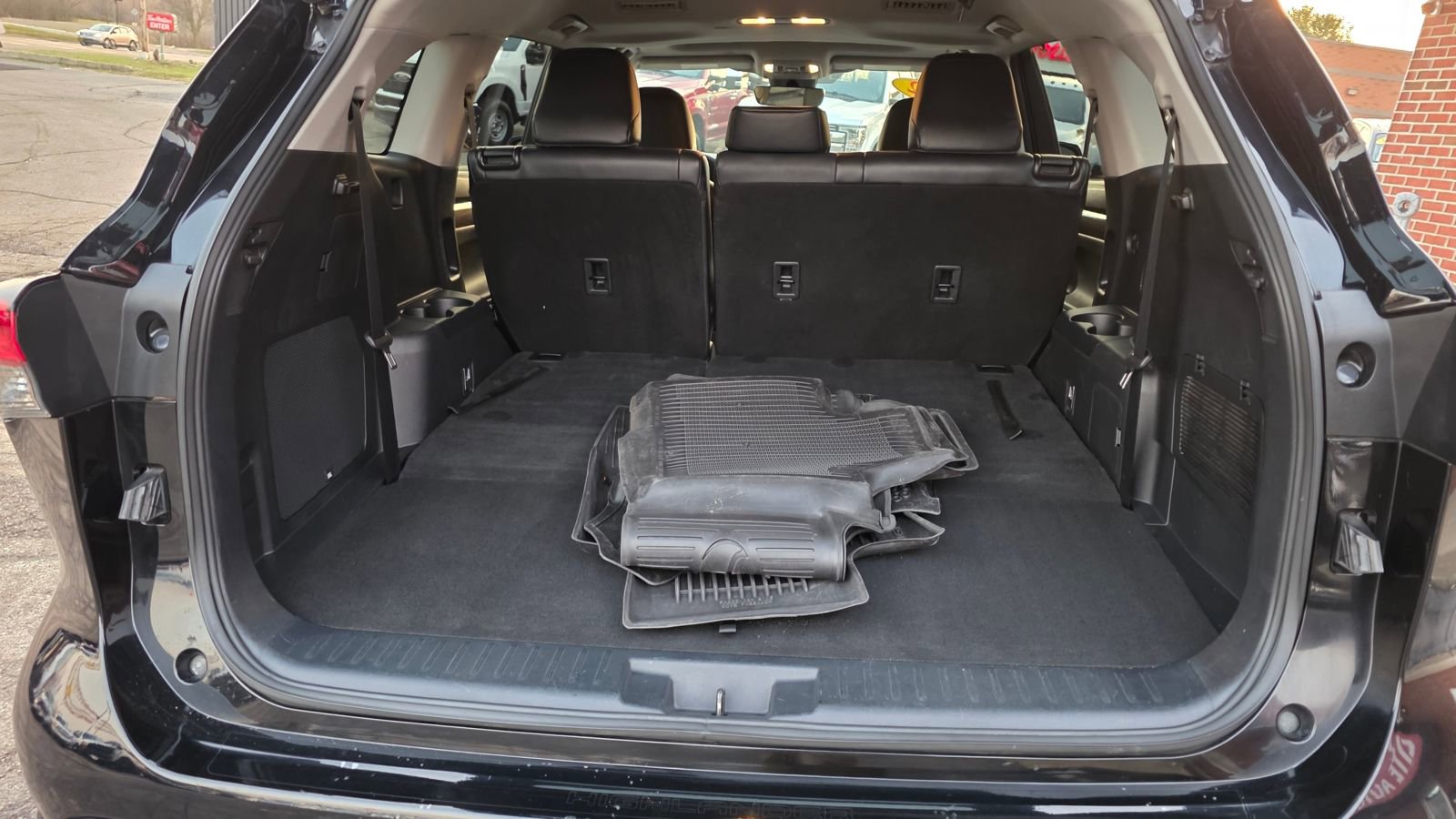 Used 2022 Toyota Highlander Limited image 9