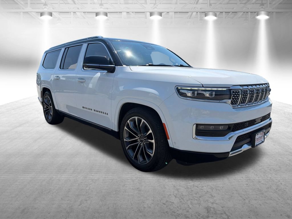 Used 2023 Jeep Grand Wagoneer L Series III AWD/4WD image 7