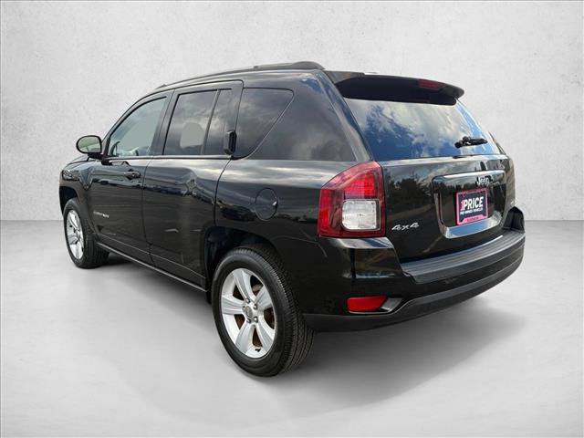 Used 2017 Jeep Compass Latitude AWD/4WD image 8